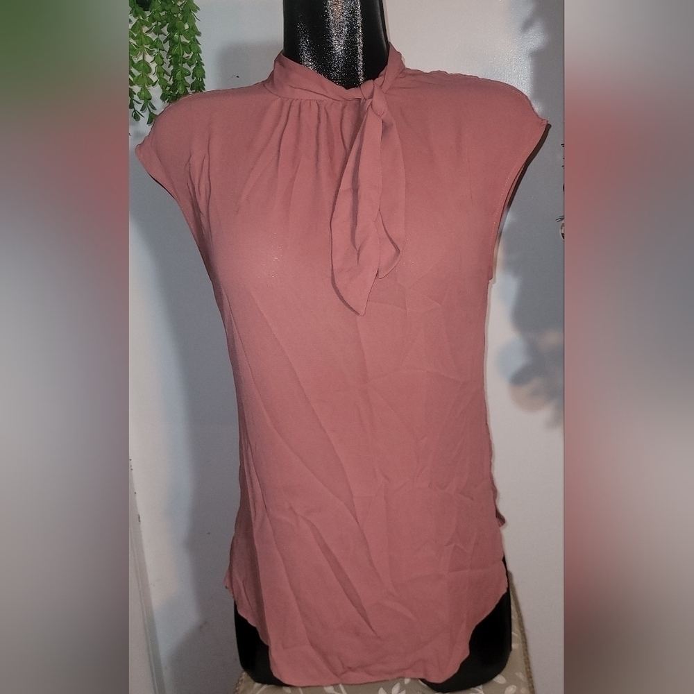 Camber & Grace Sleeveless Dusty Rose Top Size XS